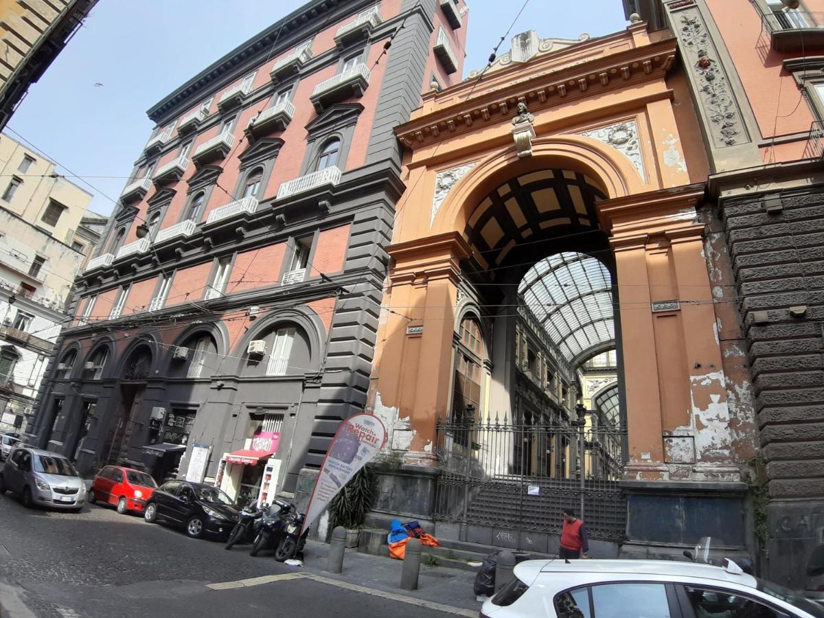 B&B Galleria Principe Di Napoli المظهر الخارجي الصورة