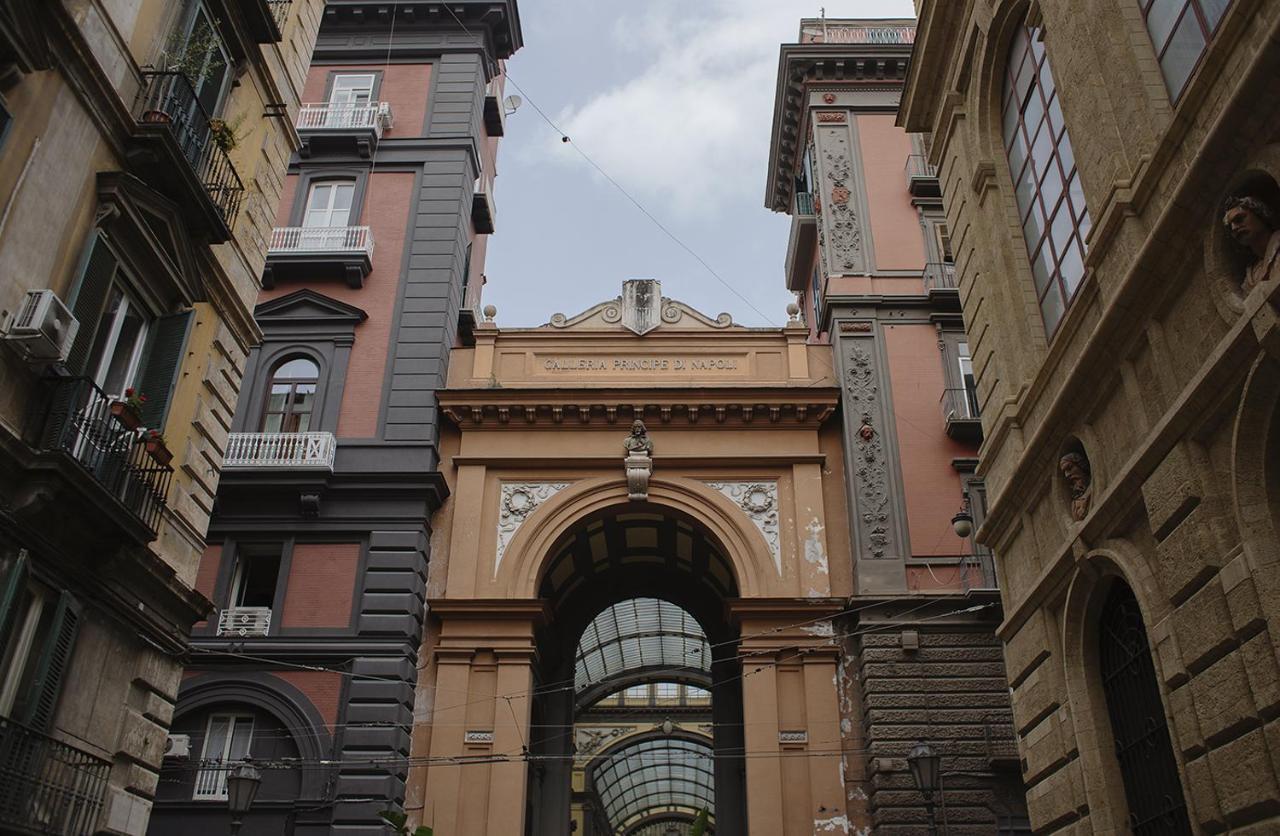 B&B Galleria Principe Di Napoli المظهر الخارجي الصورة