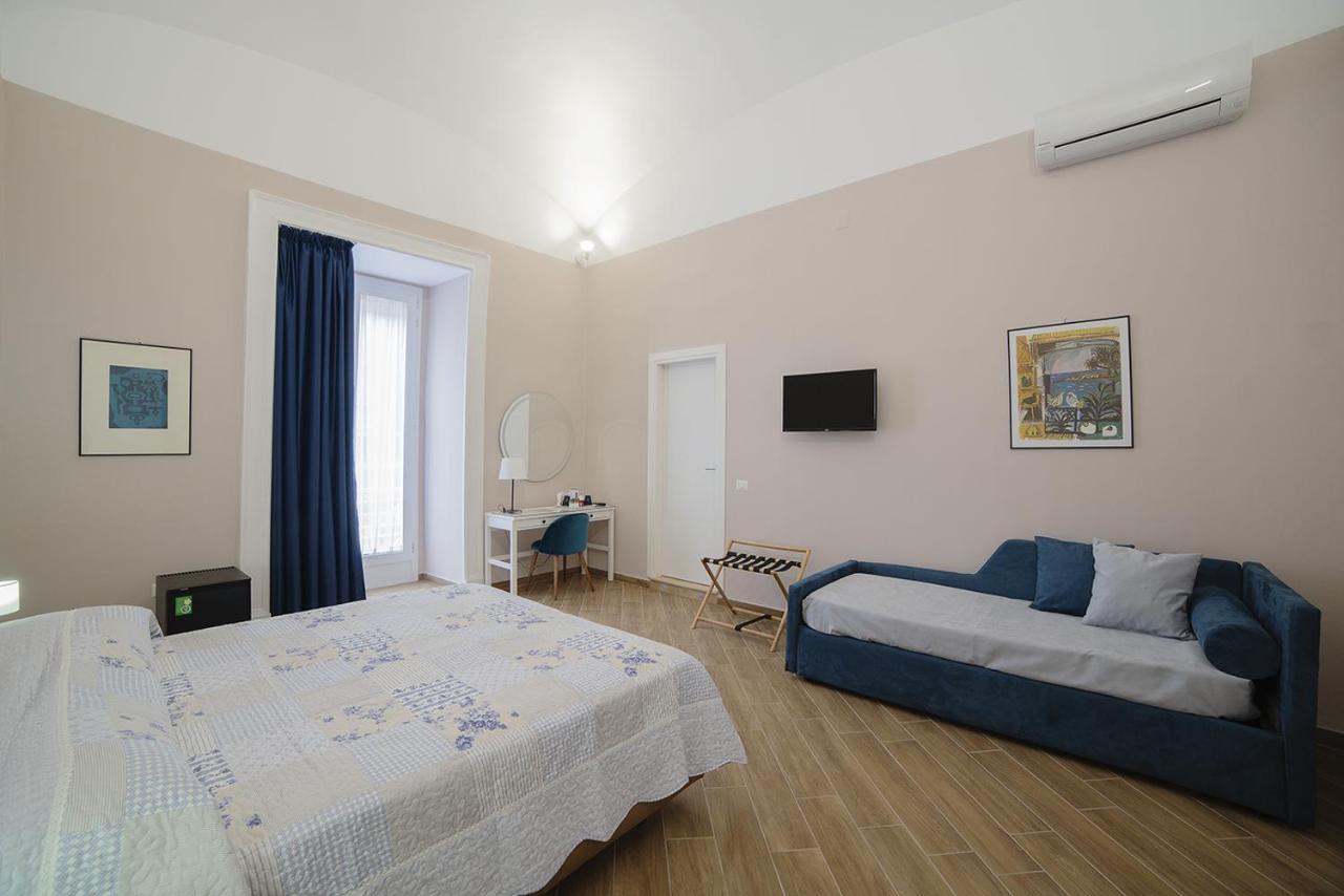 B&B Galleria Principe Di Napoli المظهر الخارجي الصورة